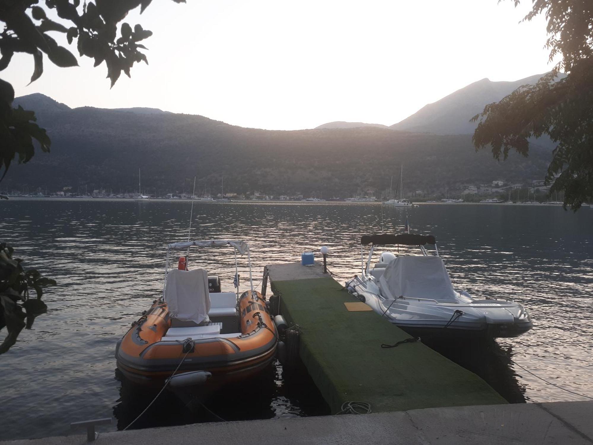 Geni Bay Appartement Buitenkant foto