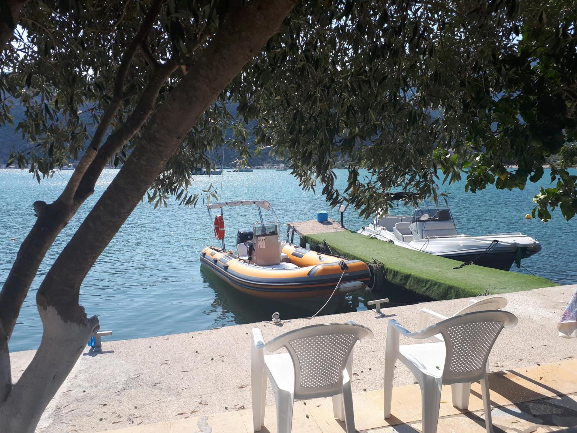Geni Bay Appartement Buitenkant foto