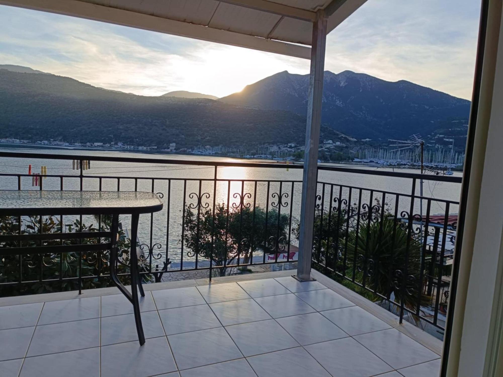 Geni Bay Appartement Buitenkant foto